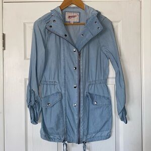 Chambray Hooded Top